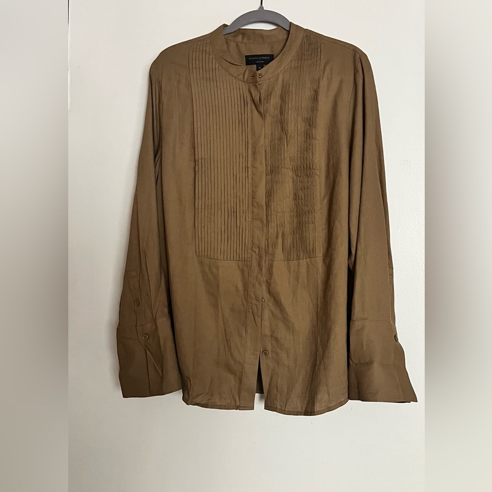 Elegant Tan Button-Up Blouse